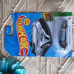 Hot Wheels Aston Martin V12 Speedster 2021 HW Exotics Collection